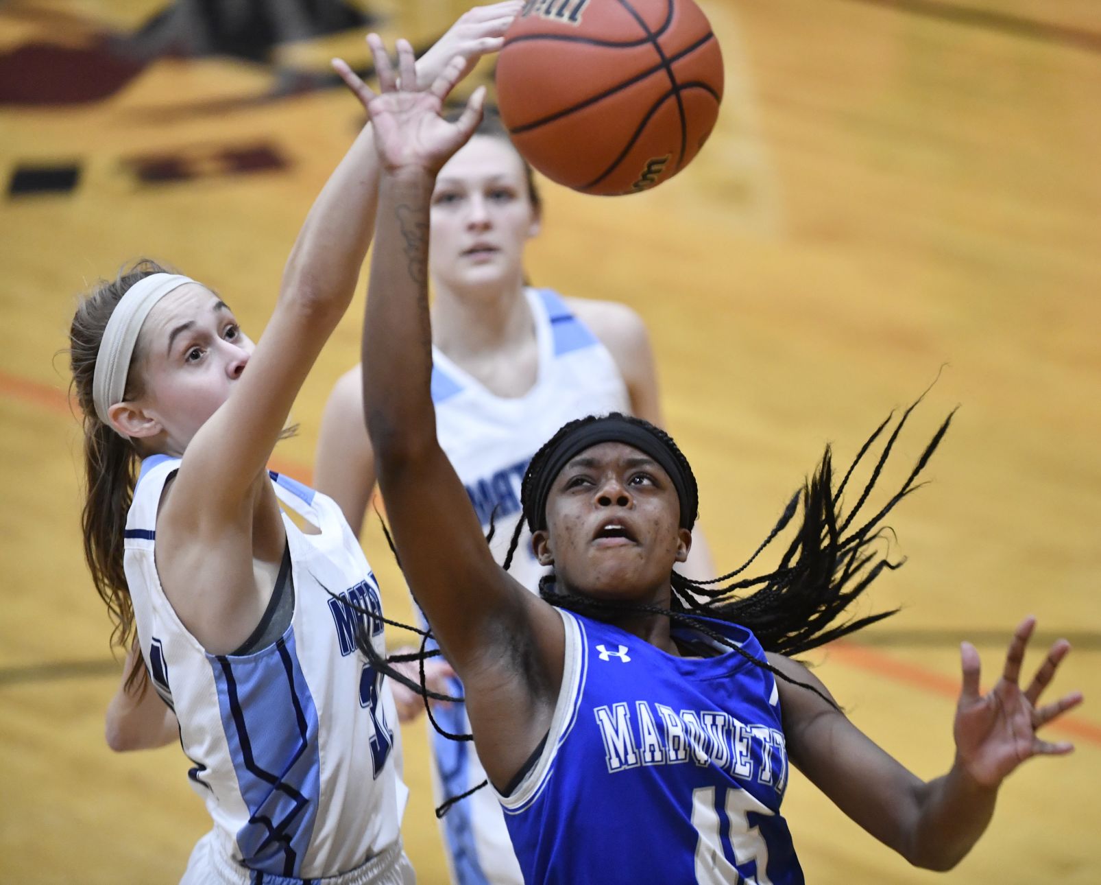 Alton Marquette vs Mater Dei